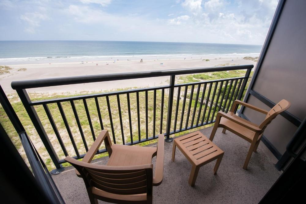 Shell Island Resort - All Oceanfront Suites